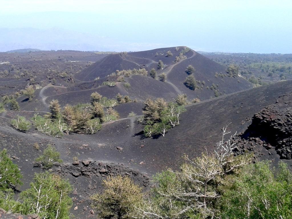 Etna Quota Mille Boutique Hotel, Typical Sicilian Food & Wine Randazzo Exterior foto