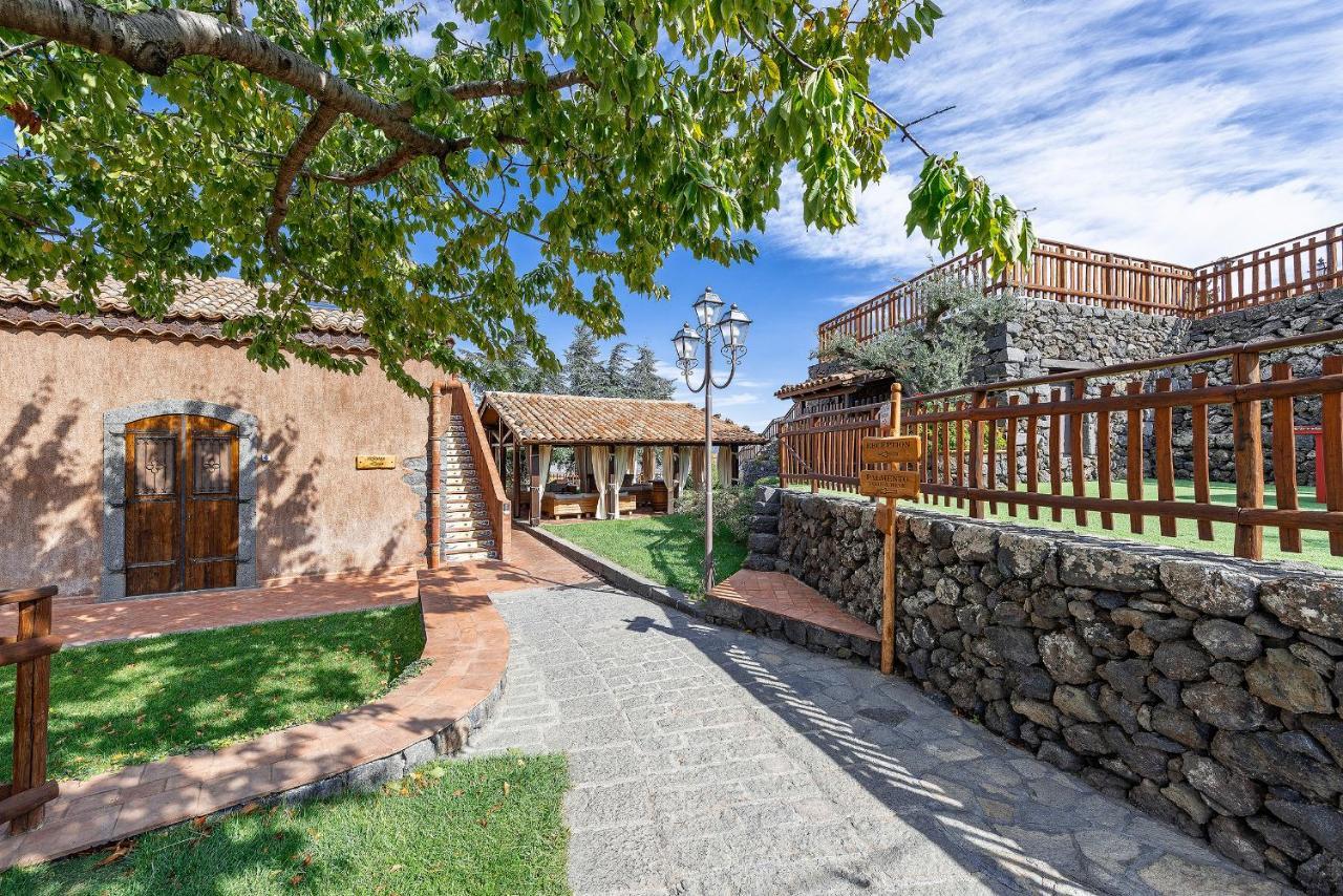 Etna Quota Mille Boutique Hotel, Typical Sicilian Food & Wine Randazzo Exterior foto